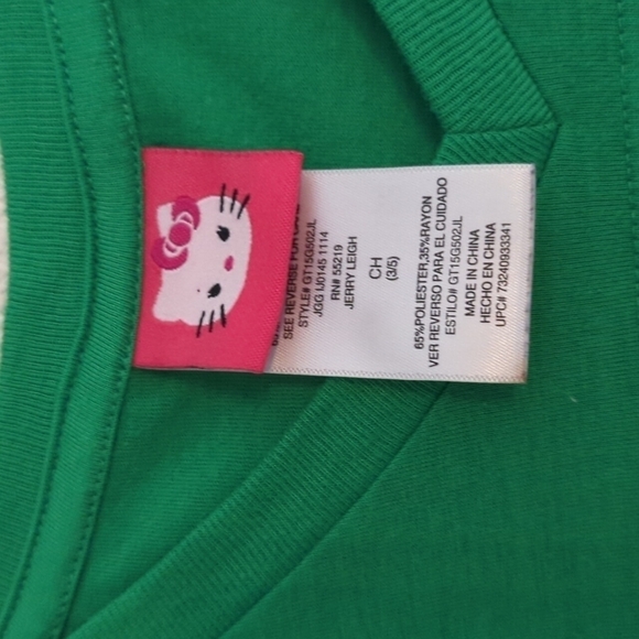 Hello Kitty St. Patrick's Day By Sanrio Junior's S (3/5) Short Sleeve Top VNeck - Picture 3 of 4
